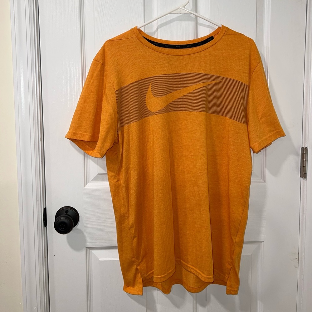 Nike Dri Fit T-Shirt